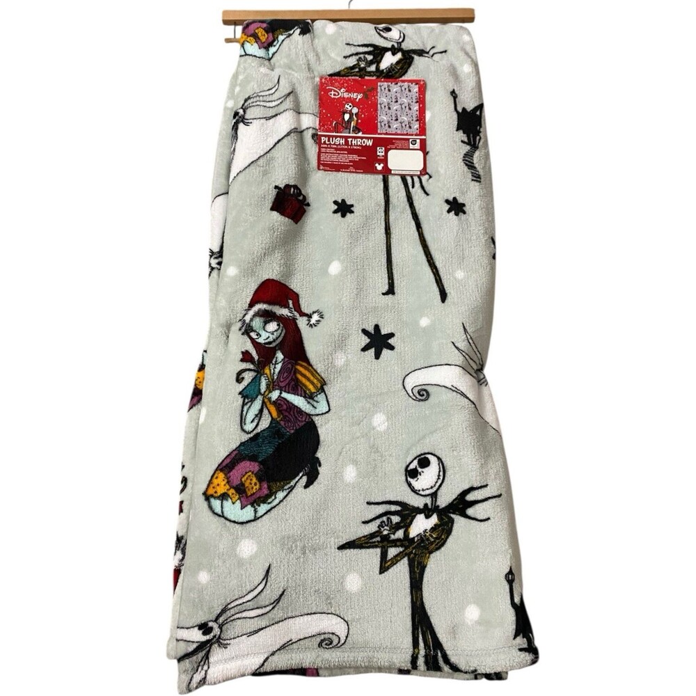 Disney Nightmare Before Christmas Holiday Plush Throw Blanket 50x70 NEW